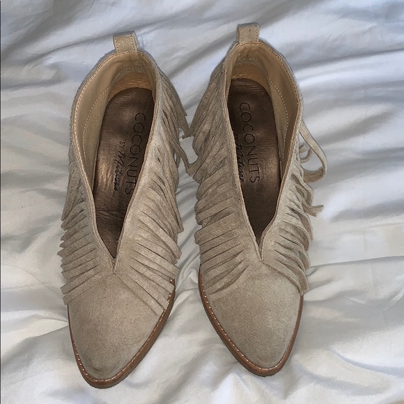 White Fringe Booties - Picture 2 of 3